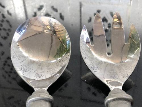 WOW !!! VINTAGE CARROL BOYES PEWTER SALAD SERVERS - WAVE PATTERN