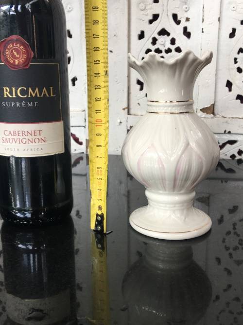 Belleek China Irish Symbols Ivory & Pink Vase. Mint Condition. 16 cm