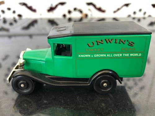 WOW !!! MODEL A FORD VAN BY LLEDO - DAYS GONE BY - UNWIN'S SWEET PEAS - METAL WITH PLASTIC TRIM