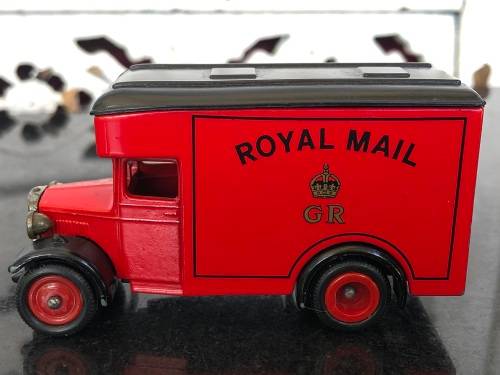 WOW !!! LARGER MODEL A FORD VAN BY LLEDO - DAYS GONE BY - ROYAL MAIL - METAL WITH PLASTIC TRIM