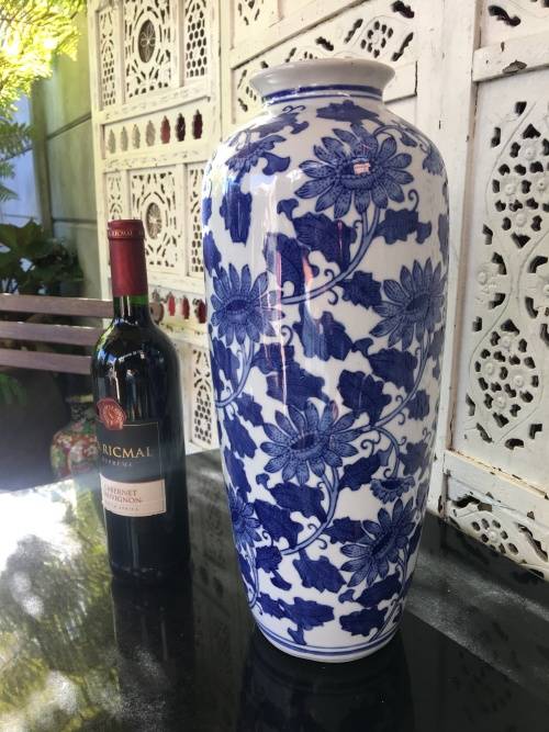 Extra Large  & Heavy Chinese Genuine Ming Blue & White Hand Painted Vase or Umbrella Stand