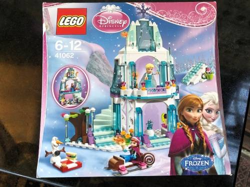 LEGO - DISNEY PRINCESS - FROZEN BOX SET - IN ORIGINAL BOX AND ALMOST COMPLETE