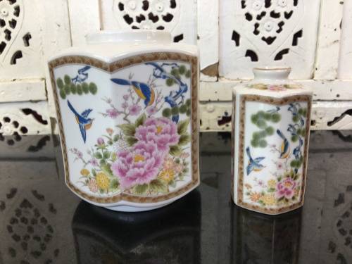 2 Vintage Japanese Imari Bird and Floral bud Vases