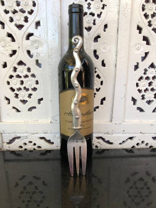 WOW !!! CARROL BOYES FUNCTIONAL ART !!! SPOTTED WAVE SERVING FORK - CLEARLY MARKED