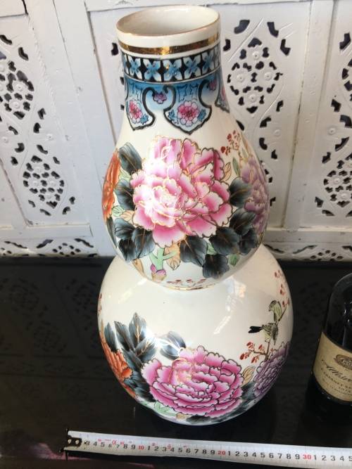 c1970s Chinese Zhongguo Zhi Zao  Double Gourd Vase Hand Floral & Bird Vase & Gold Gilt 45cm High