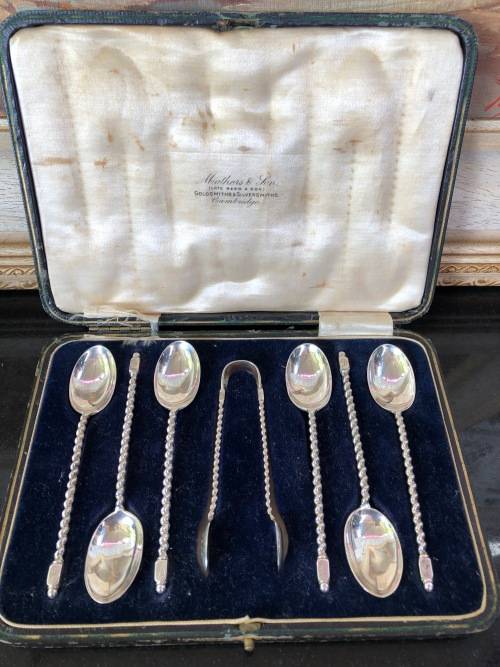 Charles Boyton & Sons Silver Sheffield Hallmarked Set Barley Twist Tea Spoons & Sugar Nips 95.8g