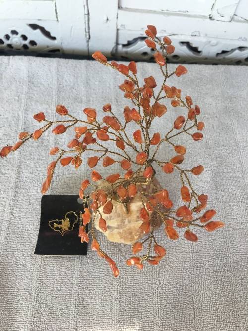 African Dream Trees Willow Tree, Base Aragonite Crystal, Trim Carnelia Crystals