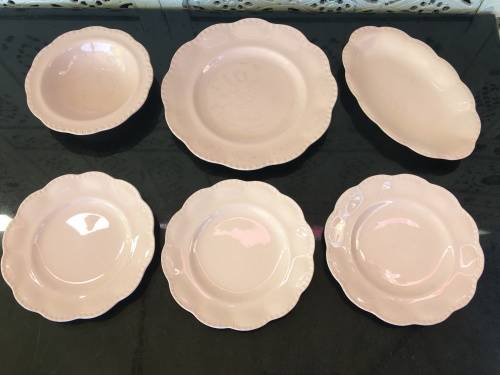Delightful Pink 6 Piece Tableware Plates Ribbed Edg- Marked Rosa Reg Sol JandG Meakin England