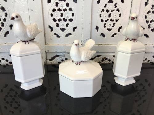 Collection Of Vintage Costa Italy Dove Lidded Vanity Jars. Hand Made and Glazed Italian Art.