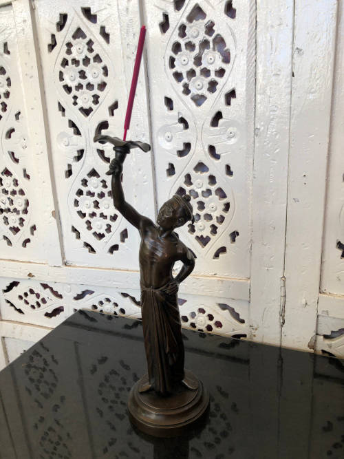 STUNNING FUNCTIONAL ARTWORK !!! GORGEOUS BRONZE FIGURE OF A CHINESE GENTLEMAN - INCENSE BURNER