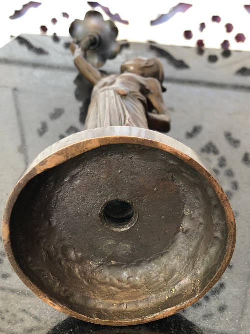 STUNNING FUNCTIONAL ARTWORK !!! GORGEOUS BRONZE FIGURE OF A CHINESE GENTLEMAN - INCENSE BURNER