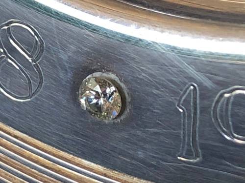 RARE !!! COMMEMORATIVE DE BEERS STERLING SILVER DISH 1888 - 1988 INSET WITH A DIAMOND - 112.62g