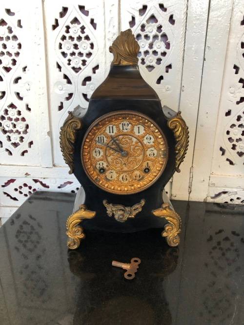 STUNNING !!!!!!  ANSONIA MANTLE CLOCK IN FULL WORKING ORDER - KEY INCLUDED - TRUE CLASSIC