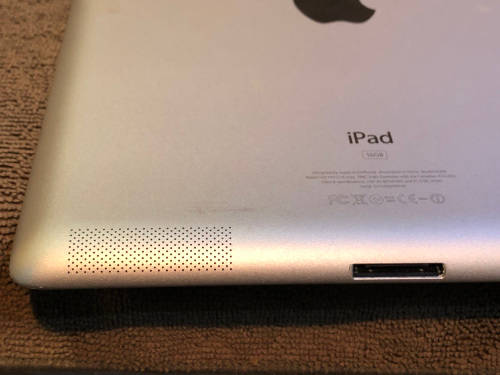 APPLE IPAD 2 MODEL A1395 WITH A KEYBOARD DOCK A1359 - BOTH FOR SPARES