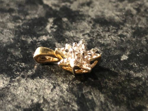 WOW !!! GORGEOUS ANTIQUE 10ct YELLOW GOLD AND DIAMOND PENDANT - 0.86g