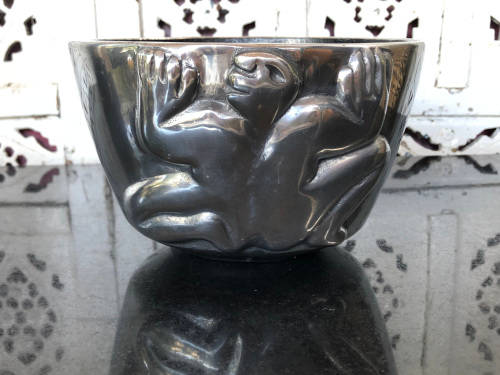 CARROL BOYES (1954 - 2019) - ORIGINAL SUMO PATTERN WONTON BOWL - BRAND NEW FUNCTIONAL ART