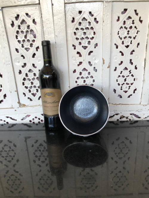 CARROL BOYES (1954 - 2019) - ORIGINAL SUMO PATTERN WONTON BOWL - BRAND NEW FUNCTIONAL ART