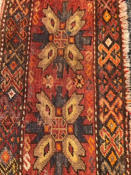 Pure wool hand knotted well worn persian rug - 980 x 450mm