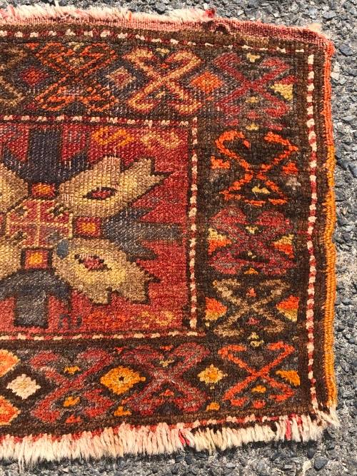 Pure wool hand knotted well worn persian rug - 980 x 450mm
