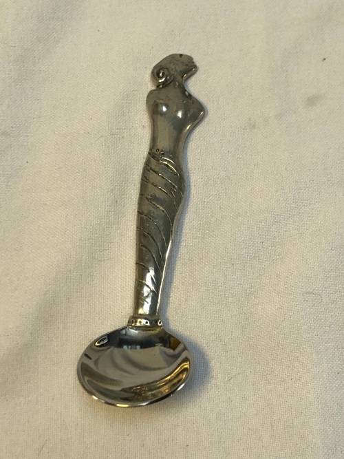 CARROL BOYES (1954 - 2019) ORIGINAL WOMAN PATTERN SUGAR SPOON - FUNCTIONAL ART !!!