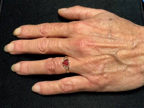 WHAT A BEAUTY !! STUNNING VINTAGE BIRMINGHAM 9ct YELLOW GOLD KUNZITE HEART RING - 1.86g - SIZE O 1/2