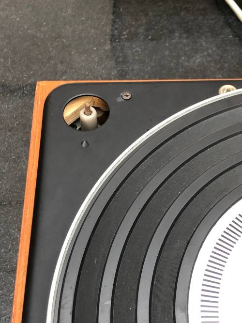 B&O (BANG & OLUFSEN) BEOGRAM 1000 TURNTABLE - DISCONTINUED 1973 - IN WORKING CONDITION