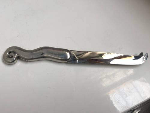 Carrol Boyes Functional Art (1954 - 2019) - Wave Pattern Cheese Knife - Heavy old piece