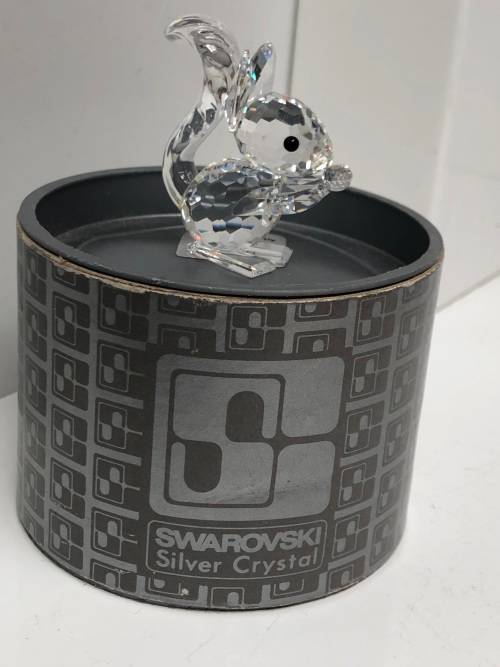 STUNNING RARE SWAROVSKI SILVER CRYSTAL SQUIRREL - EXQUISITE PIECE - DISCONTINUED