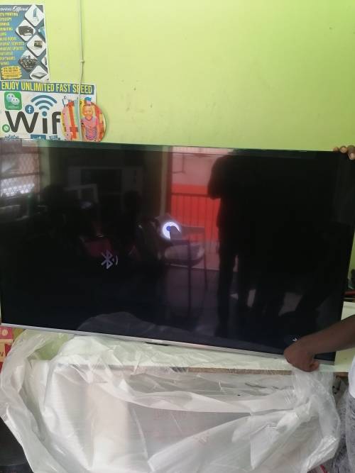 SKYWORTH `55`  INCH ANDROID TV 4K UHD FREE SHIPPING Model 55SUC9300