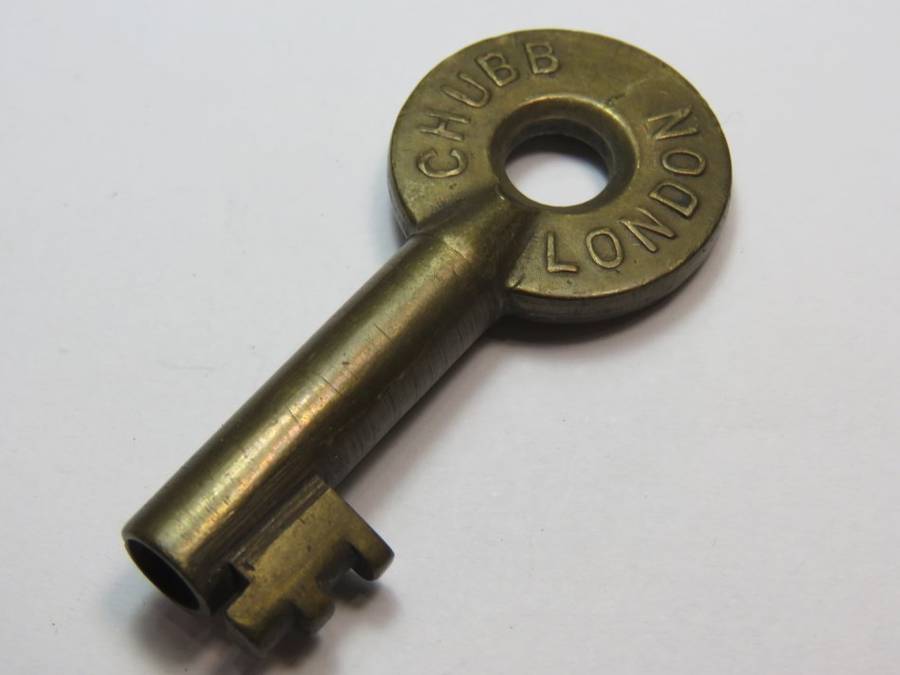 SAR/SAS Chubb London #1966 padlock key