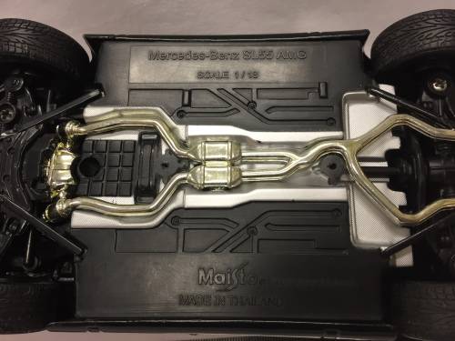 Maisto Mercedes-Benz SL55 AMG V8 kompressor model car - scale 1/18