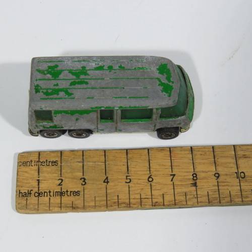 Lot of 5 vintage toy cars