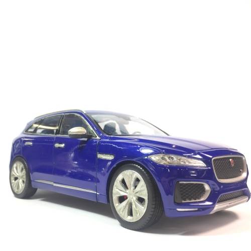 Welly Jaguar F-Pace model car - scale 1/24