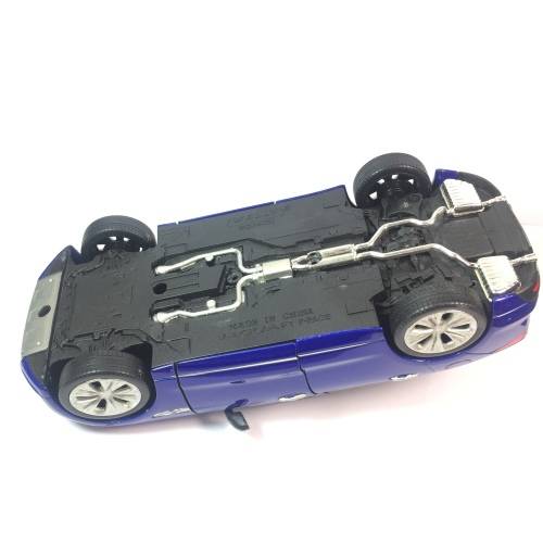 Welly Jaguar F-Pace model car - scale 1/24