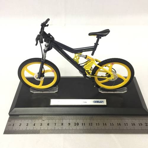 Welly Porsche Bike FS Evolution mountain bike model - scale 1/10