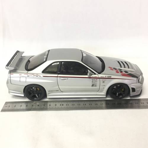 Autoart Nissan Skyline R34 GTR V-Spec II - Nismo Z-Tune version - scale 1/18