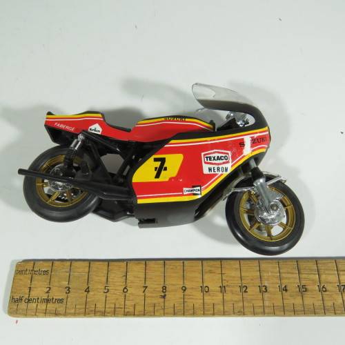 Polistil Suzuki #7 Barry Sheene grand prix motorcycle model - Scale 1/15