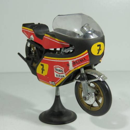 Polistil Suzuki #7 Barry Sheene grand prix motorcycle model - Scale 1/15