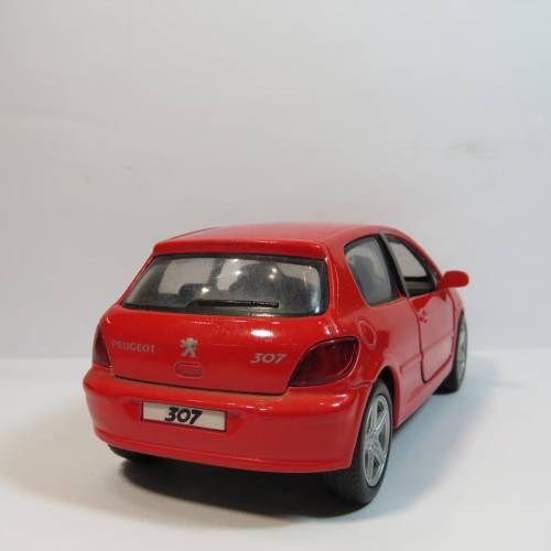 Kinsmart 2001 Peugeot 307 XSI model car - Pull back action - Scale 1/32