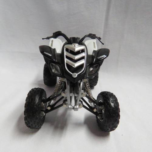 NewRay Yahama 660R Raptor model quad bike