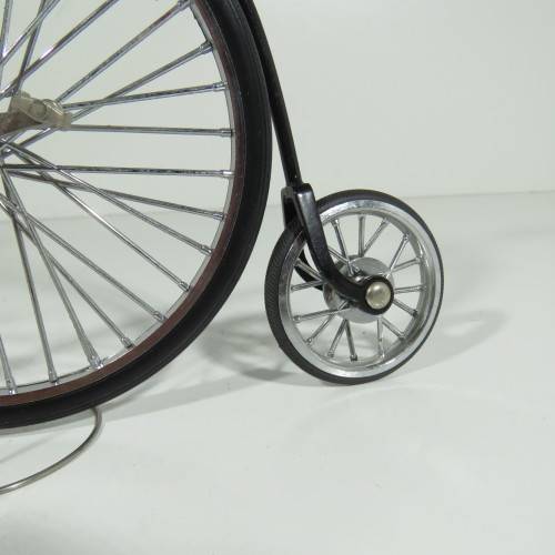 Penny Farthing die-cast bicycle model