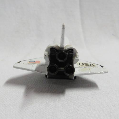 Matchbox Skybusters SB-3 space shuttle die-cast model