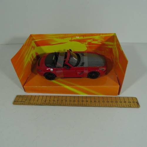 Maisto Exotics Mercedes-Benz SLS AMG Roadster model car in box  scale 1/24