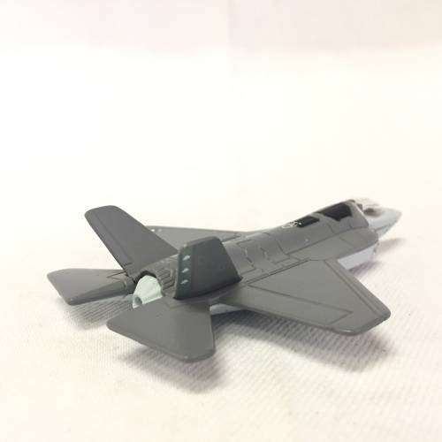 Maisto F-35 Joint Strike fighter die-cast model plane - no wheels