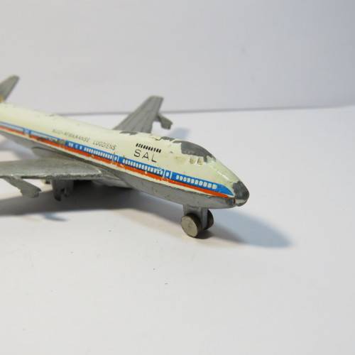 Playart Boeing 747 SAL "Suid-Afrikaanse Lugdiens" die-cast plane - Missing wheel
