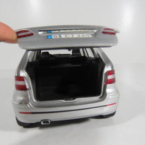 Kyosho Mercedes-Benz B-Class model car - Scale 1/18