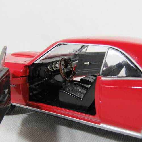 NewRay 1966 Pontiac GTO model car - Scale 1/24
