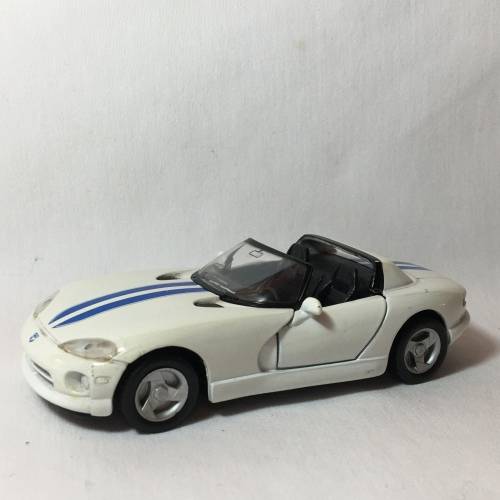 Maisto Dodge Viper RT/10 model car - Scale 1/39