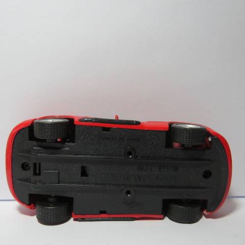 Maisto Dodge Viper model car - Scale