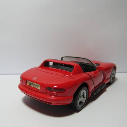 Maisto Dodge Viper model car - Scale